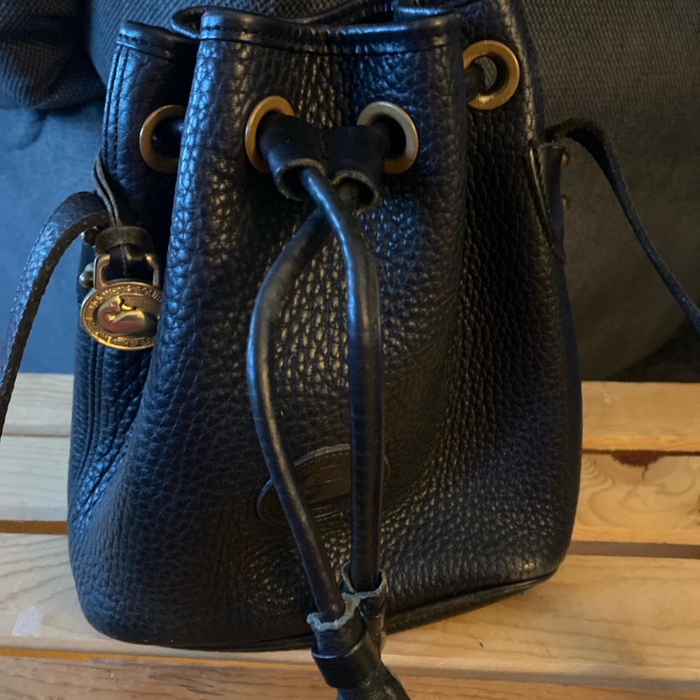Dooney & Bourke